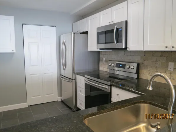 1301 S 1st St #1106, Jacksonville Beach, FL 32250