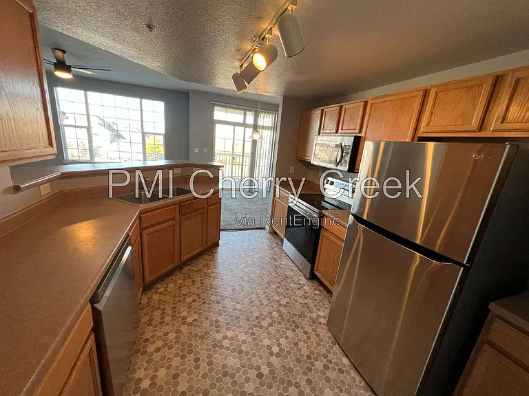 5705 N Genoa Way #208 — Photo 9
