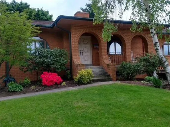 4921 5th Ave, Altoona, PA 16602