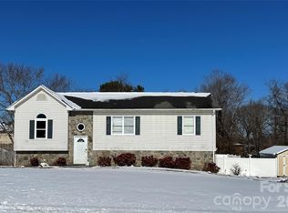 4132 Lower Cedar Valley Rd, Hudson, NC 28638