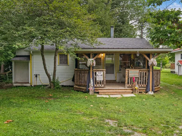 93 Sturgeon Glen Rd, Kawartha Lakes, ON K0M 1N0