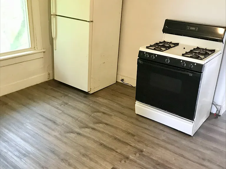 272 Kryder Ave #5 — Photo 5