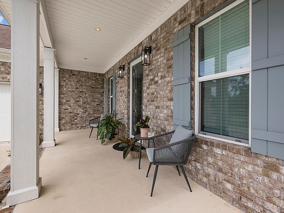 2nd image of 1335 Verbena Pl