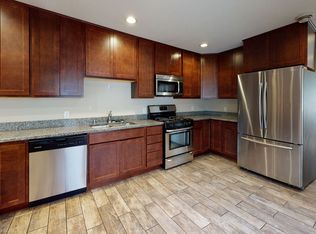 1105 6th St SE, Minneapolis, MN 55414