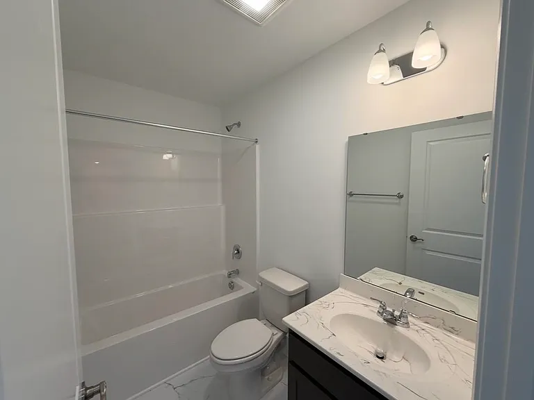 1073 Balsam — Photo 35
