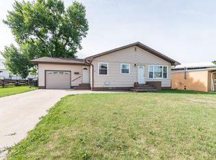 215 Avenue D E, Napoleon, ND 58561