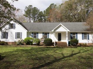 132 Schooner Ln, Mathews, VA 23109