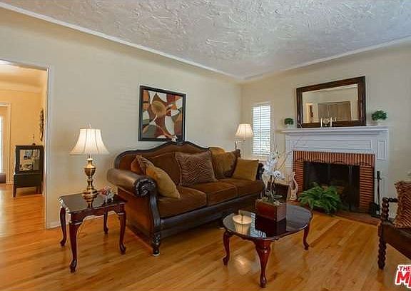 4th image of 5661 Heatherdale Dr