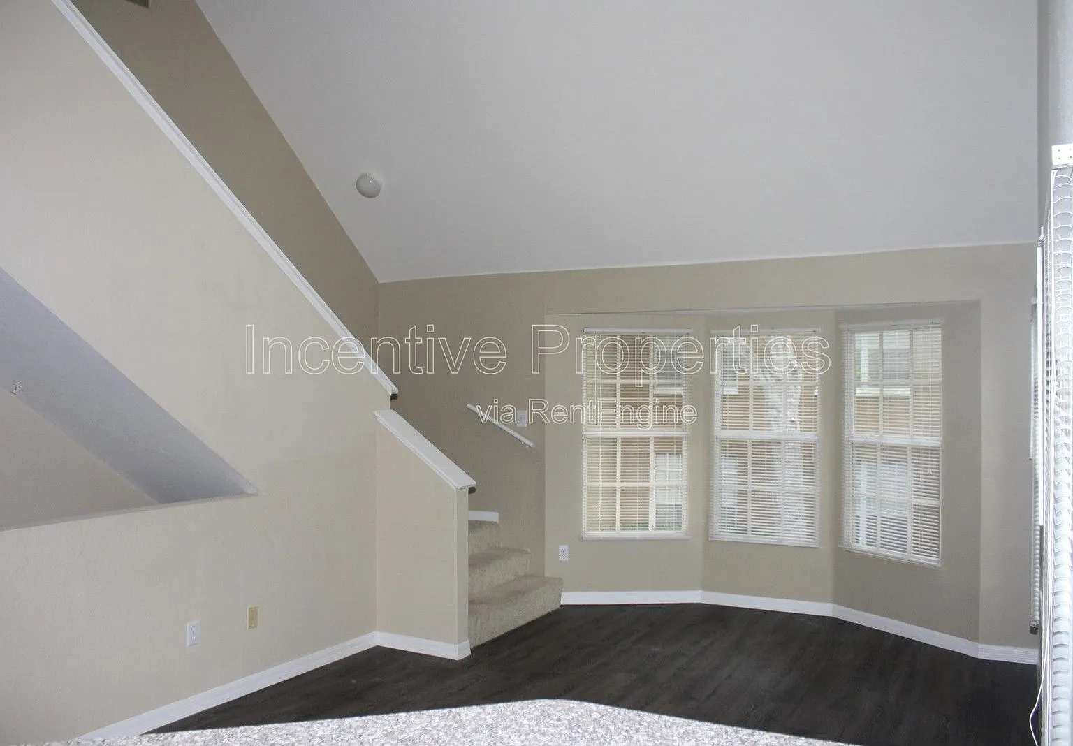 2 bed, 2.0 bath, 1248 sqft, $1,699 — Photo 3