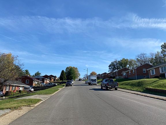 5th image of 3040 Ferncliff Ave NW
