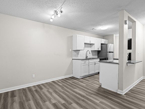 2nd image of 9811 Copper Creek Dr #4888117