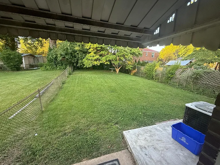 11934 Andrew Ct — Photo 14