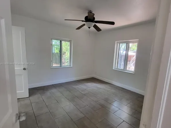 7710 NE 1st Ct, Miami, FL 33138