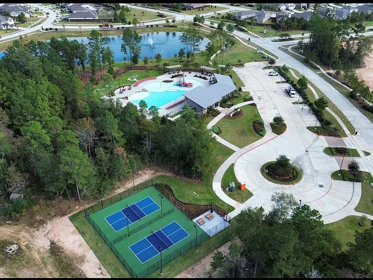 16439 Big Hickory Dr — Photo 23