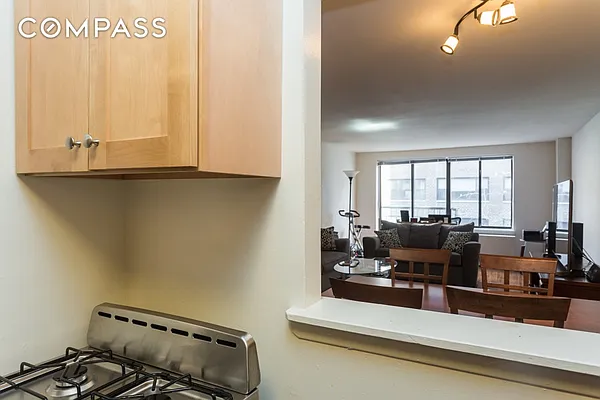 Rented by Compass | media 12