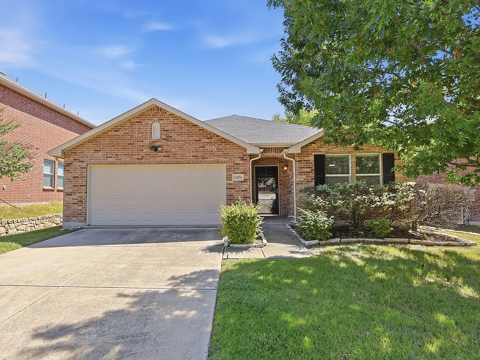 12858 Galaxy Dr