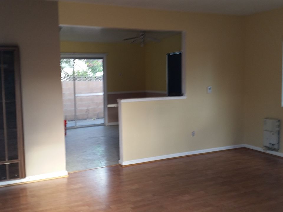 Living room 1