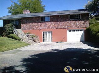 709 N 12th St, Selah, WA