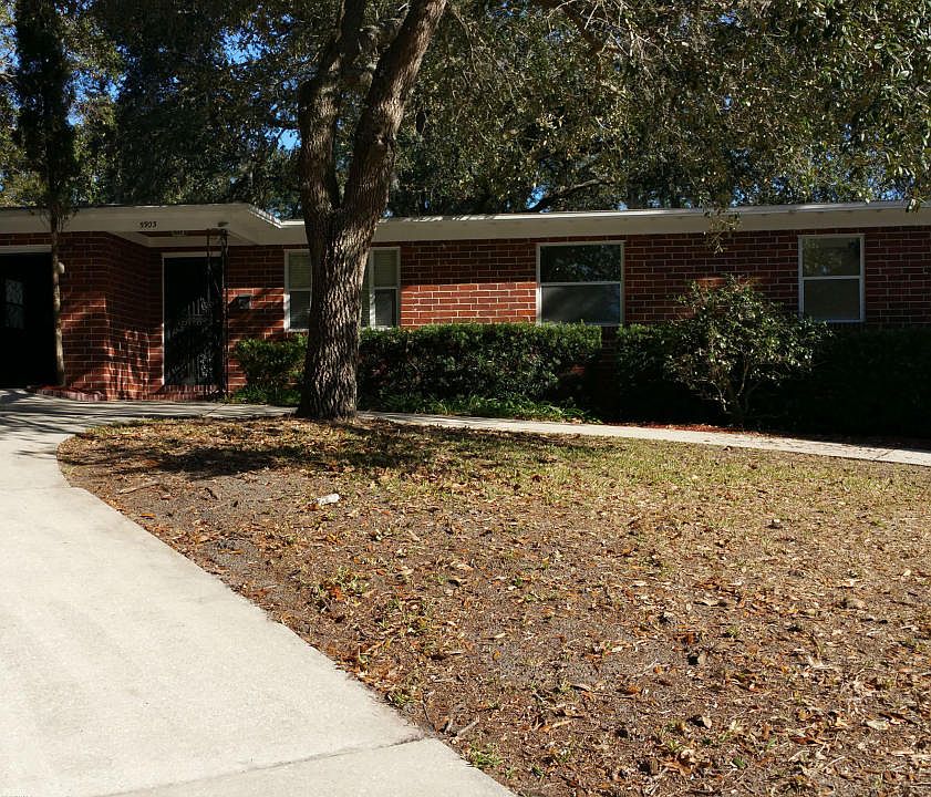 1st image of 5903 Maple Leaf Dr S