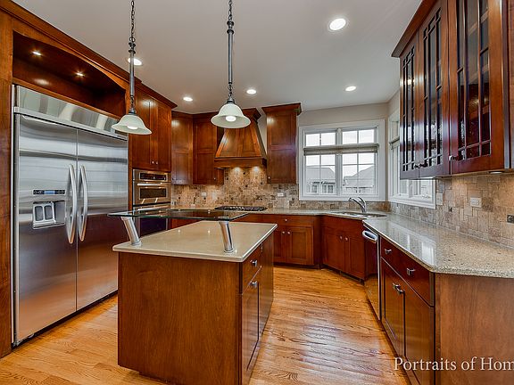 4th image of 8983 Holland Harbor Cir