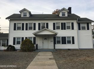 305 Church St APT 2, Lakehurst, NJ 08733