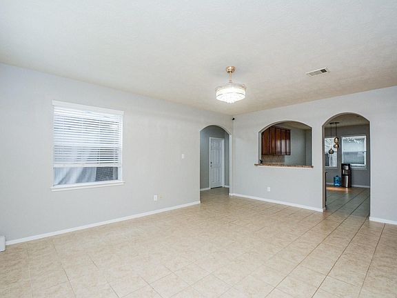 3rd image of 6911 Kamiah Ct