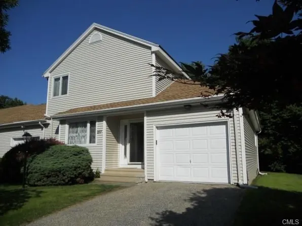 277 Eagles Lndg, Shelton, CT 06484