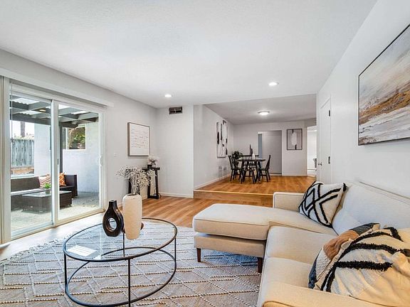 5th image of 1374 Delano Ct