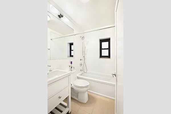Sold by Stribling | media 1