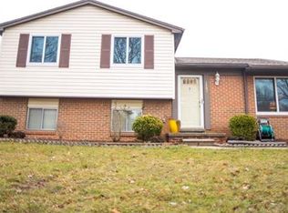 1403 Springer St, Westland, MI 48186