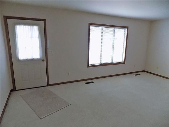 3rd image of 230 S State St APT 148