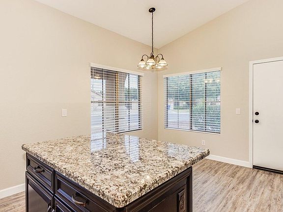 5th image of 14767 W Willow Ln