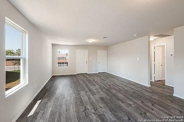 9220 Griffith Run — Photo 5