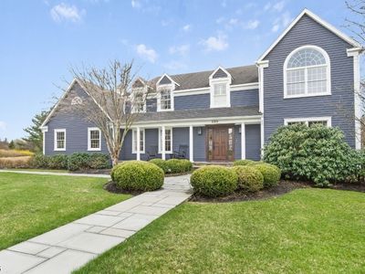 200 Woods End Dr, Basking Ridge, NJ, 07920
