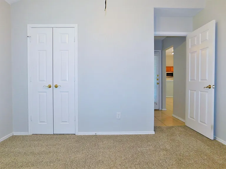 3721 Calvert Ln — Photo 17