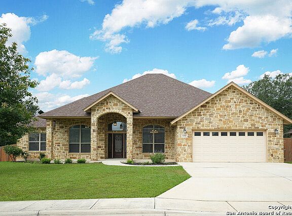 2nd image of 1212 Windsong Dr