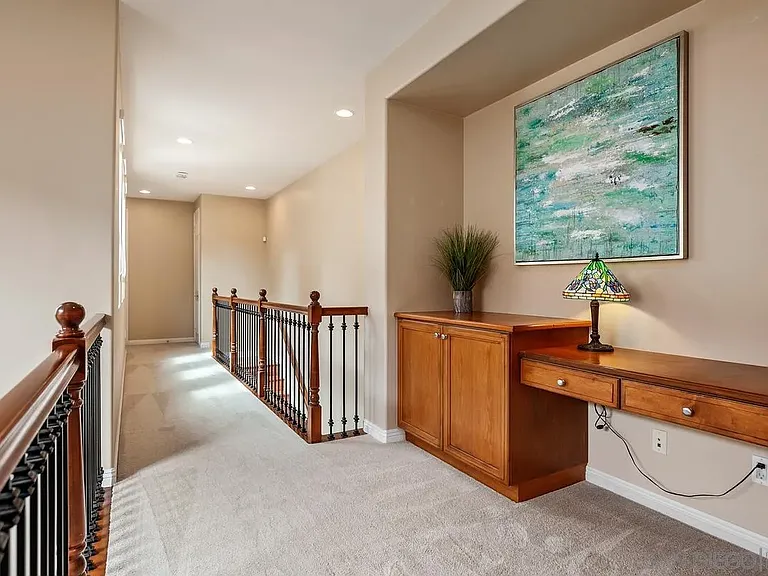 2759 E Bainbridge Rd — Photo 30
