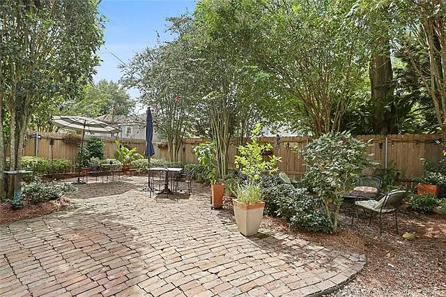 1700A Audubon St — Photo 36