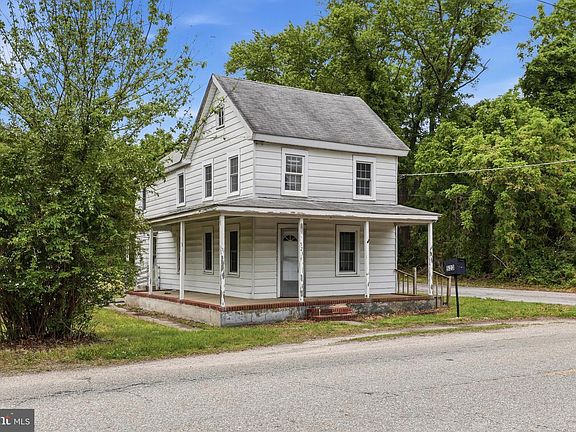 3rd image of 523 Hay Rd