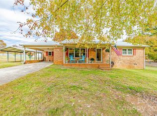 1609 Sandy Park Rd, Lincolnton, NC 28092