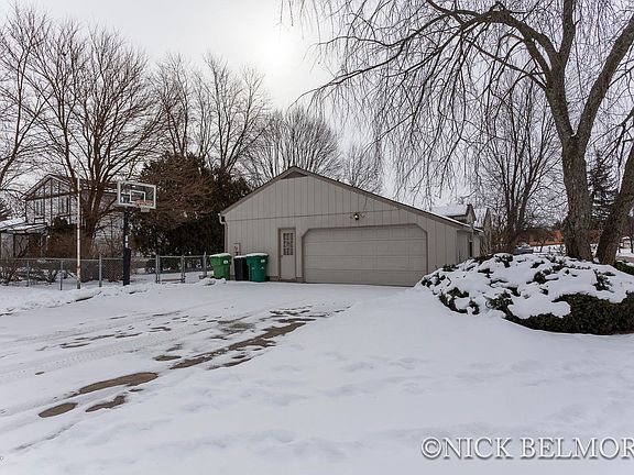 4th image of 5270 Londonderry Dr SE
