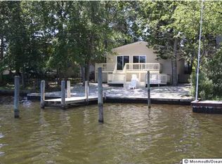 592 Parker Ave, Brick, NJ 08724