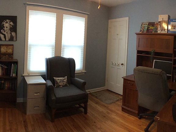 Bedroom 2 / Office