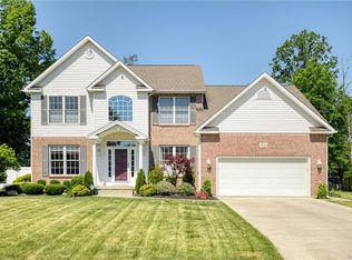 4690 Perry Ct, Lewiston, NY 14092