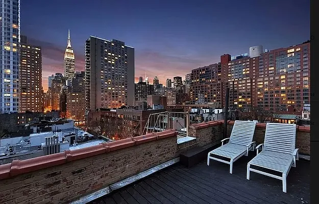 Rented by Mossanen Group | media 10