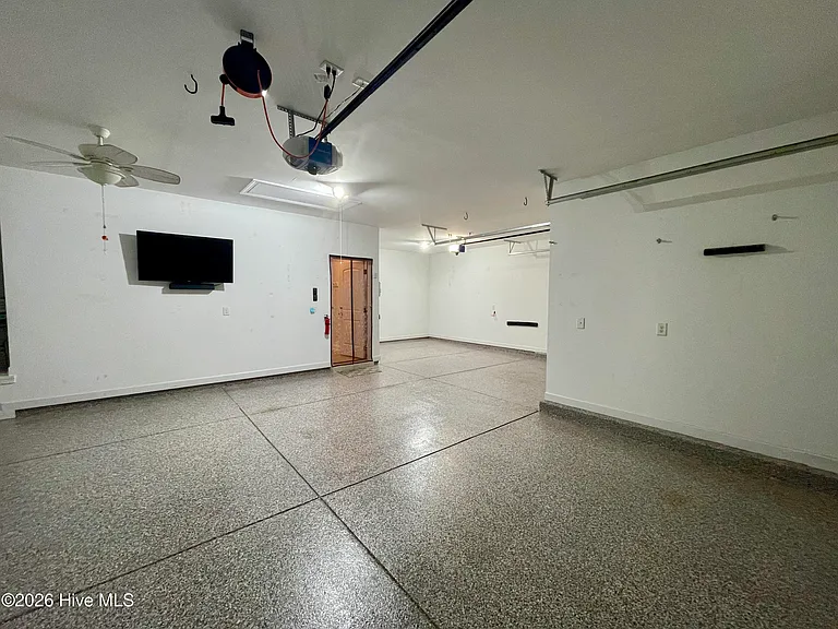 316 Pine Laurel Dr — Photo 40