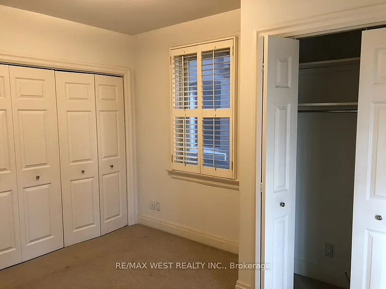 305 Saint Clair Ave E #MAIN FLOOR — Photo 12