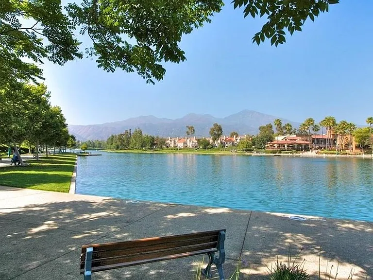 20891 Porter Ranch Rd — Photo 45