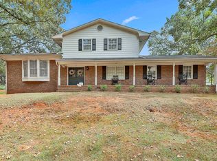 10 Camellia Cir, Newnan, GA 30263