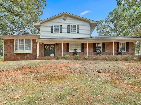 10 Camellia Cir, Newnan, GA 30263